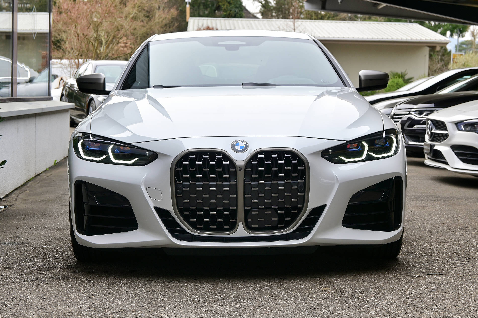 BMW M440i xDrive Coupé-image-1