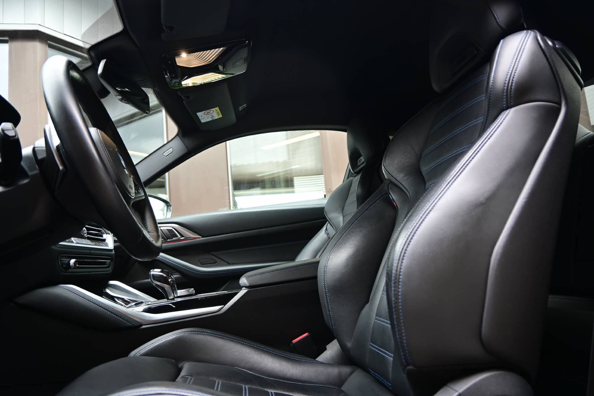 BMW M440i xDrive Coupé-image-10