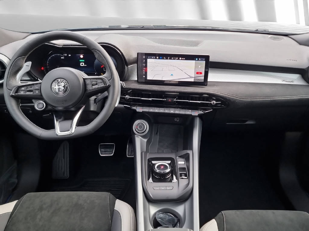 ALFA ROMEO Tonale 1.3 Plug-in Hybrid Sport Speciale Launch Q4-image-4