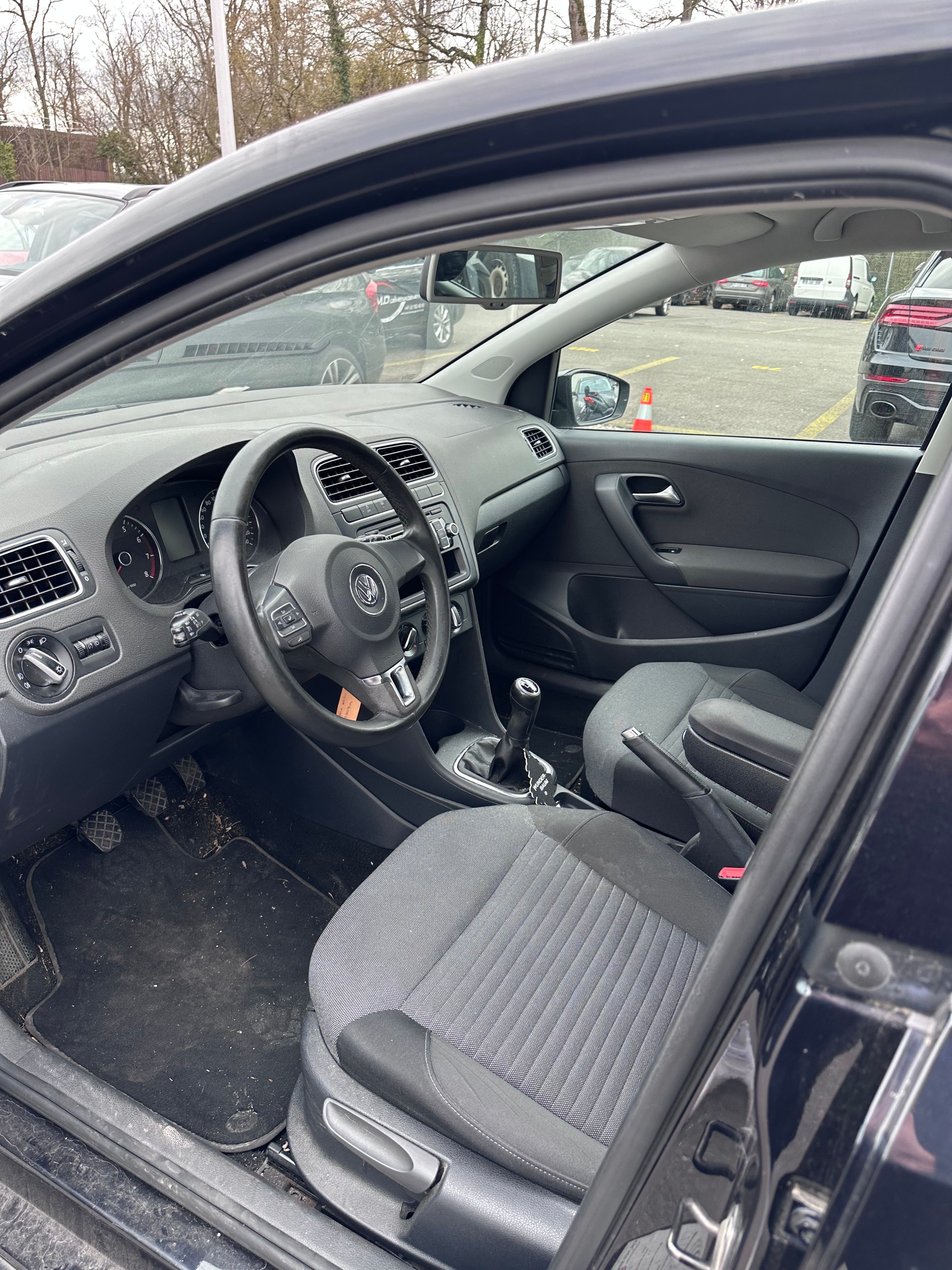 VW Polo 1.2 12V Comfortline-image-8