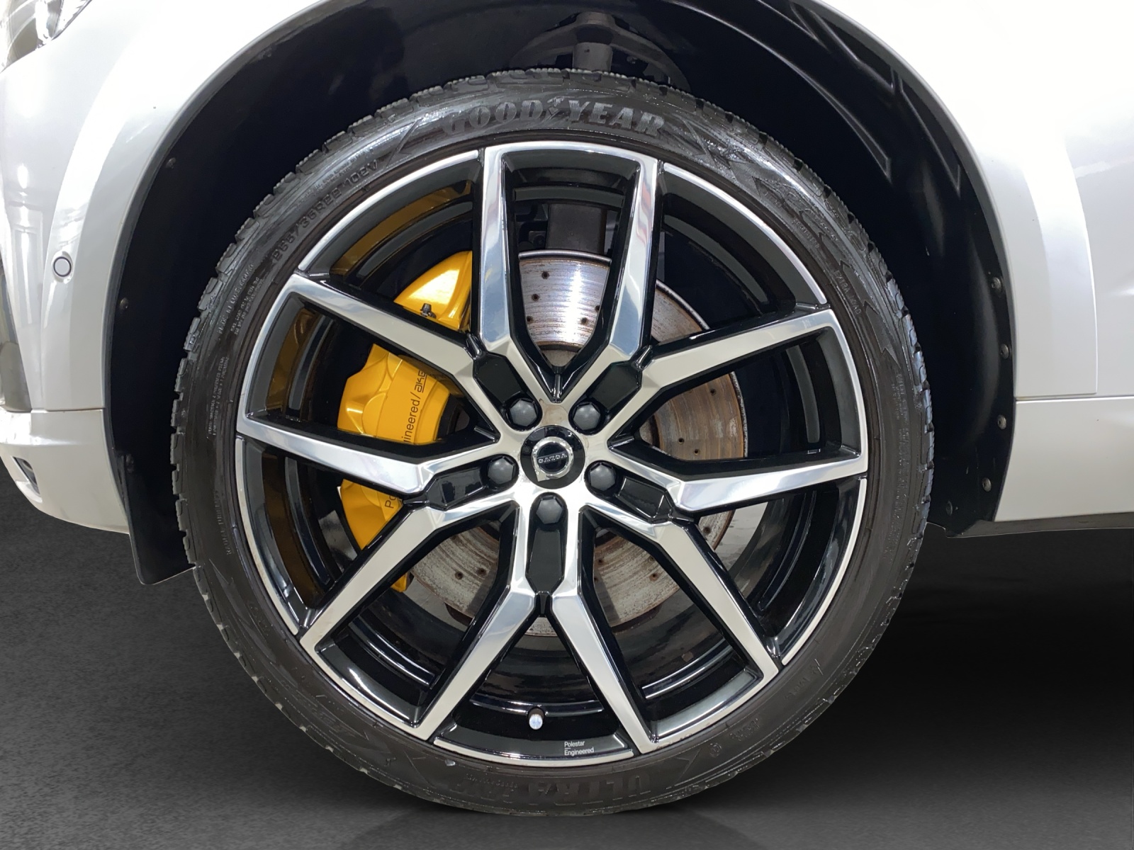 VOLVO XC60 2.0 T8 TE Polestar eAWD-image-14