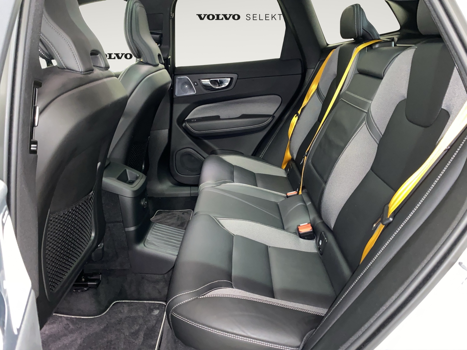 VOLVO XC60 2.0 T8 TE Polestar eAWD-image-12