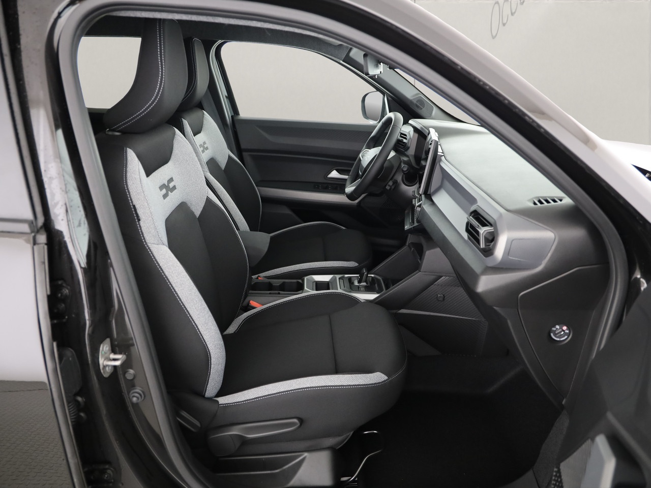 DACIA Duster 1.8 Hybrid Journey-image-6