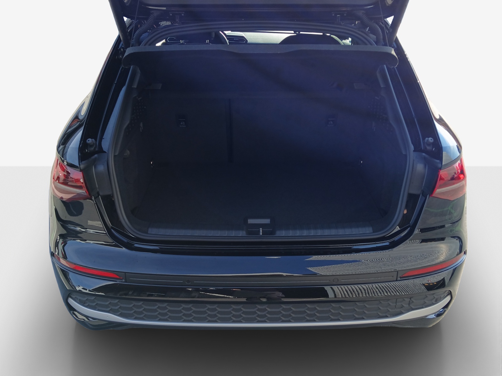 AUDI A3 Sportback TFSI 110 kW Attraction S tronic-image-12