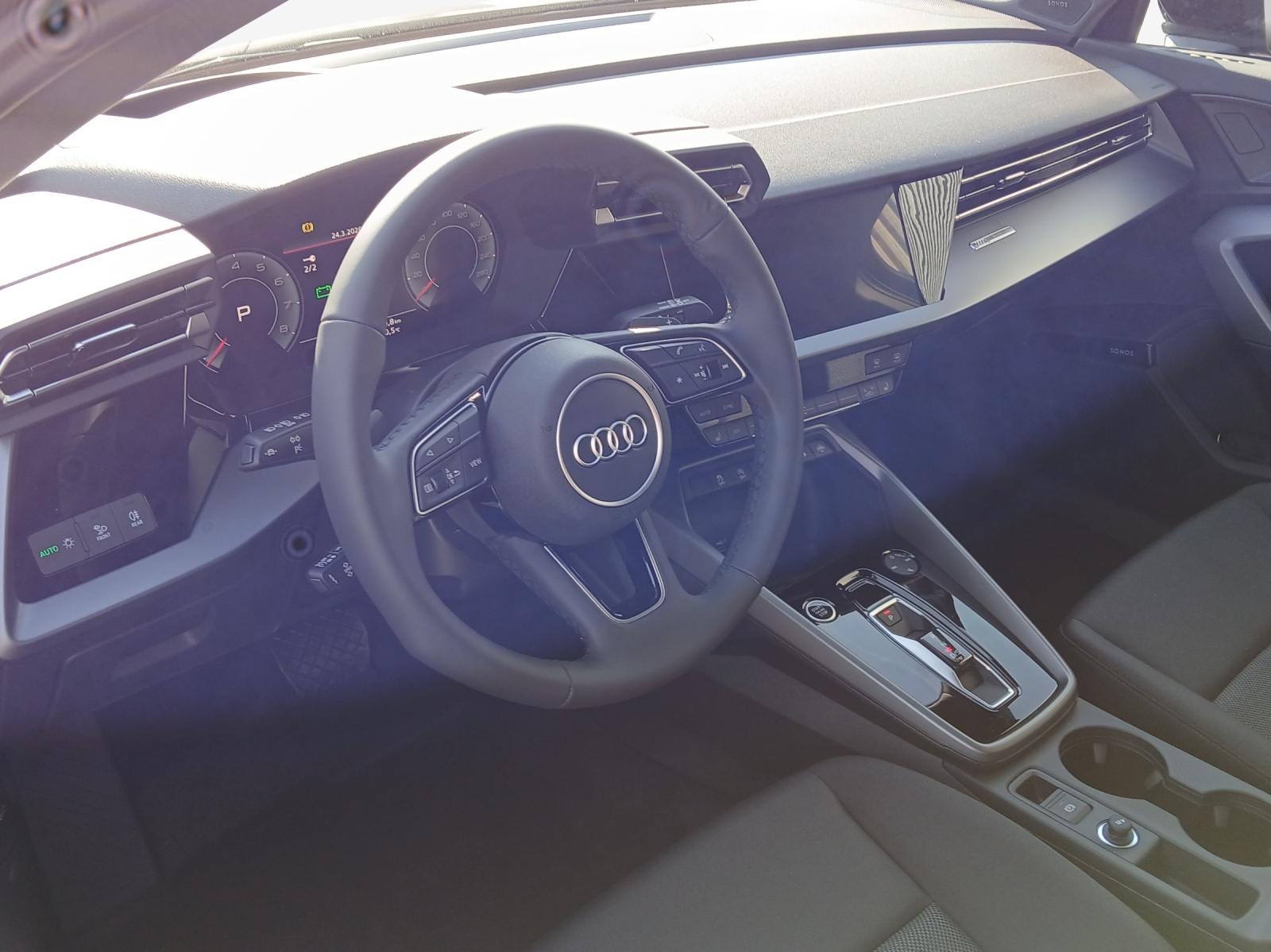 AUDI A3 Sportback TFSI 110 kW Attraction S tronic-image-14
