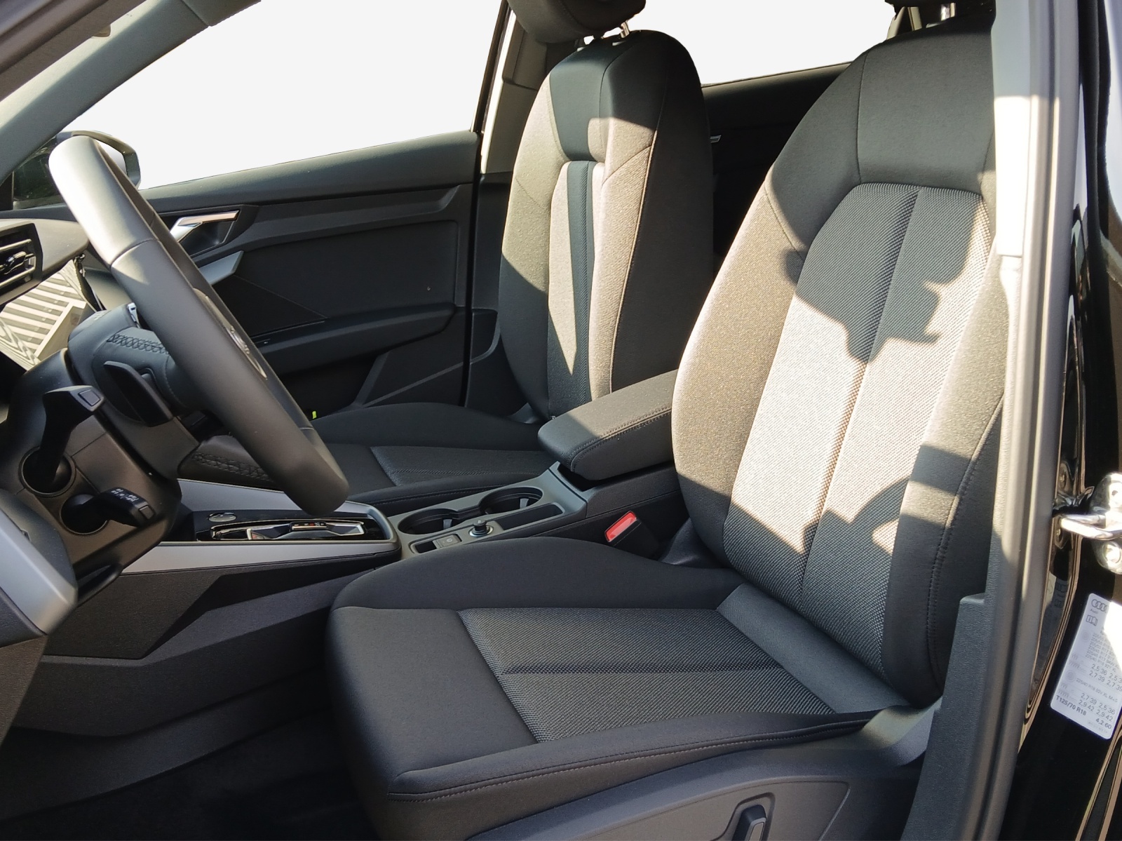 AUDI A3 Sportback TFSI 110 kW Attraction S tronic-image-7