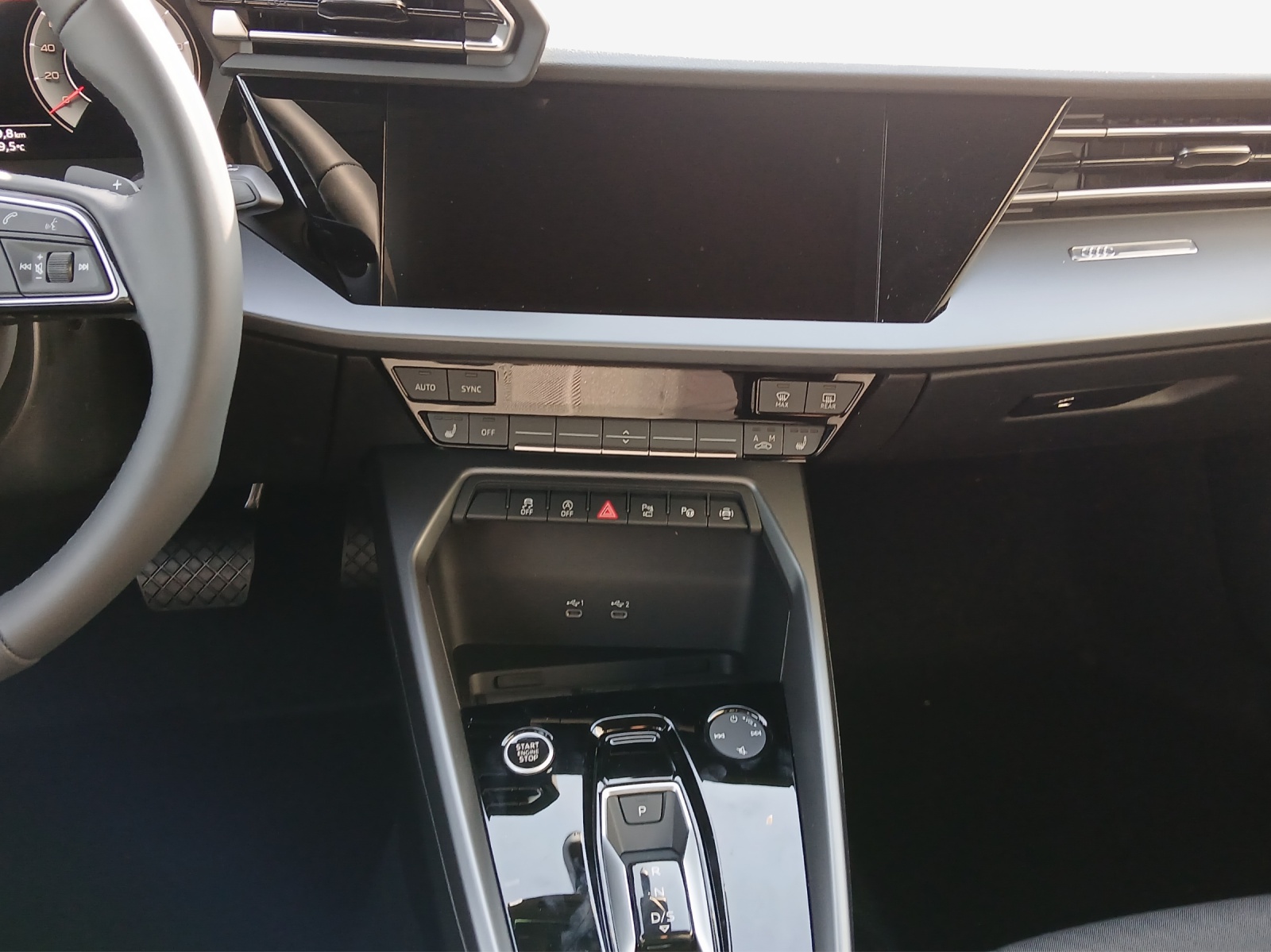 AUDI A3 Sportback TFSI 110 kW Attraction S tronic-image-10