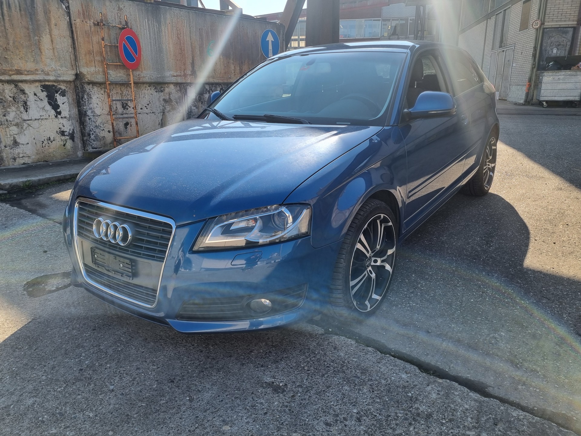 AUDI A3 1.8 TFSI Ambition-image-1