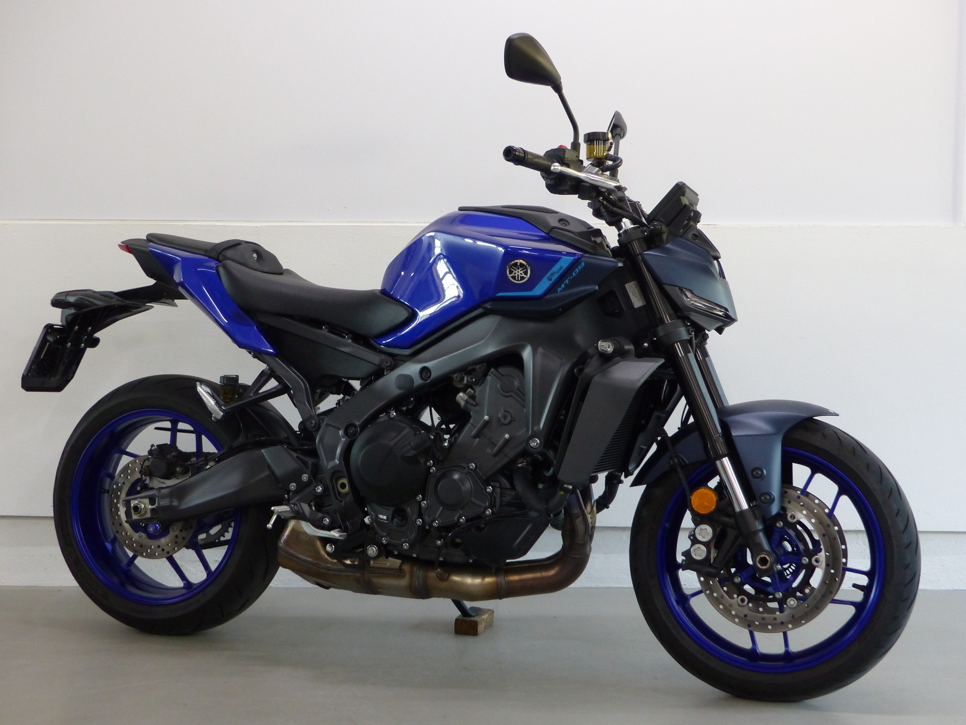 YAMAHA MT-09 ABS-image-4