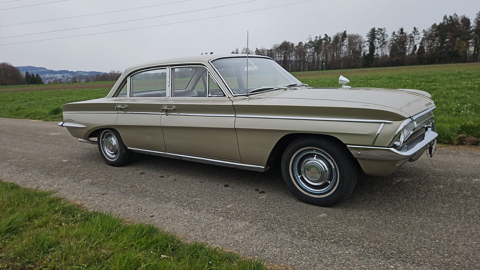 OLDSMOBILE F85 Serie 310