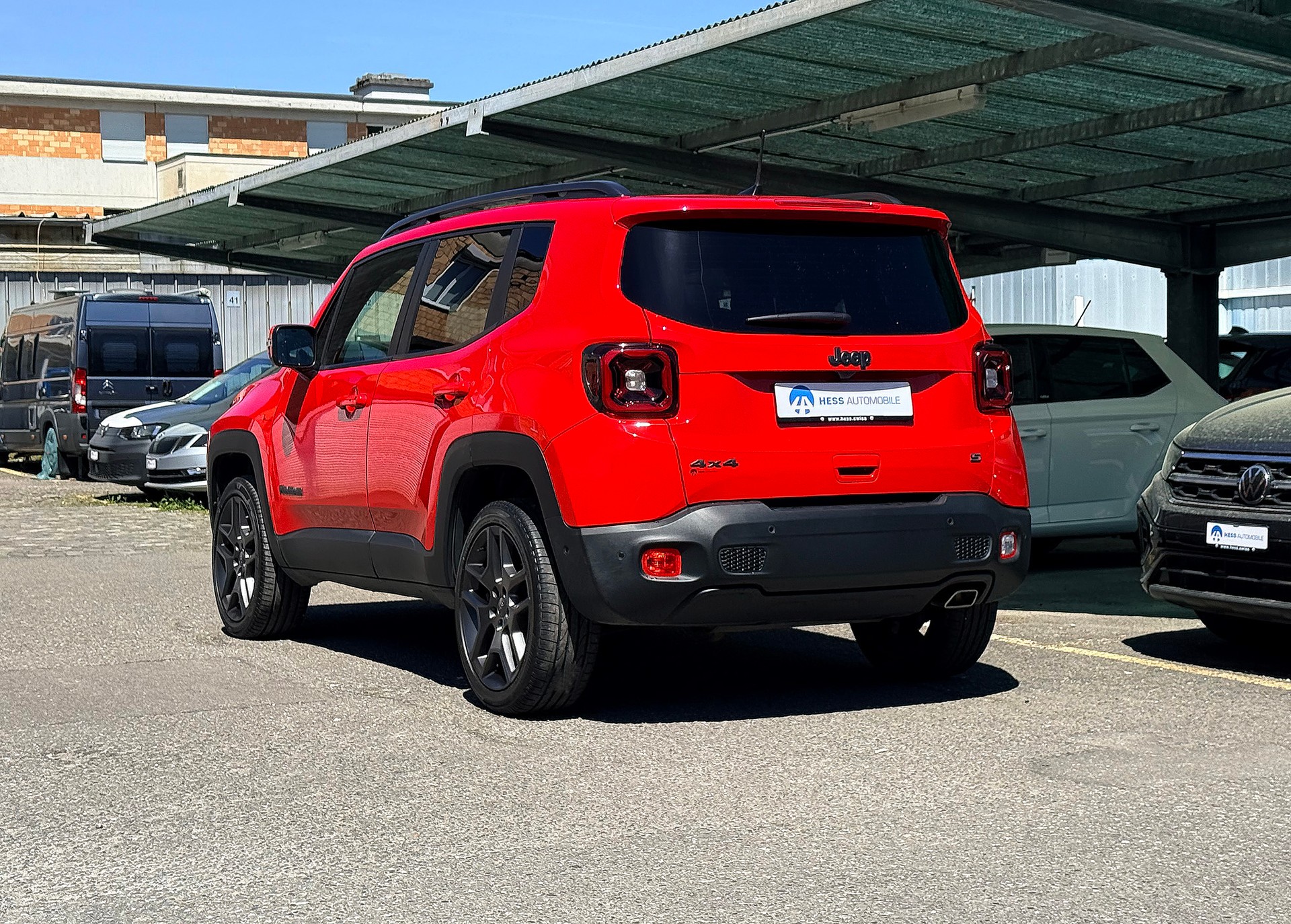 JEEP Renegade 1.3 Turbo Limited AWD Automat-image-13