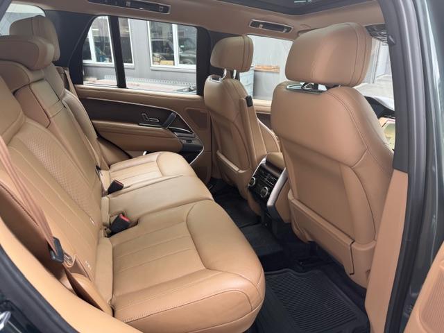 LAND ROVER Range Rover 3.0 Si6 P510e Autobiography-image-15