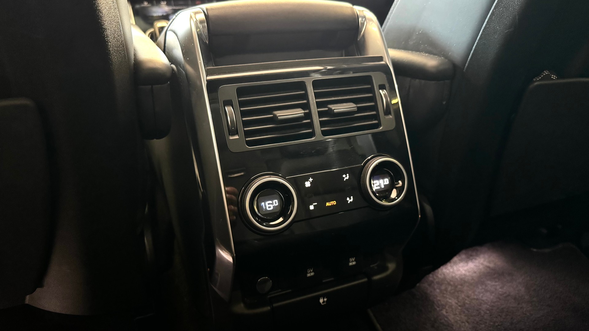 LAND ROVER Range Rover Sport 3.0 SDV6 HSE Automatic-image-13