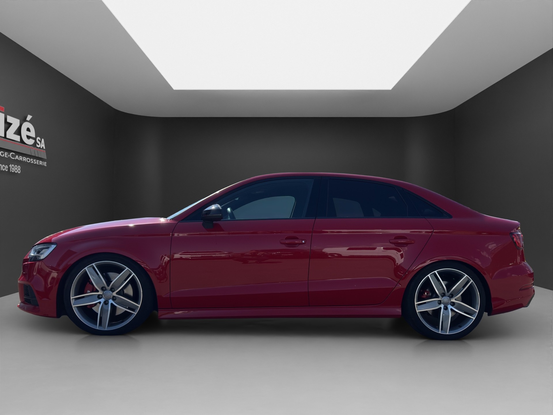 AUDI S3 Limousine 2.0 TFSI quattro S-tronic-image-3