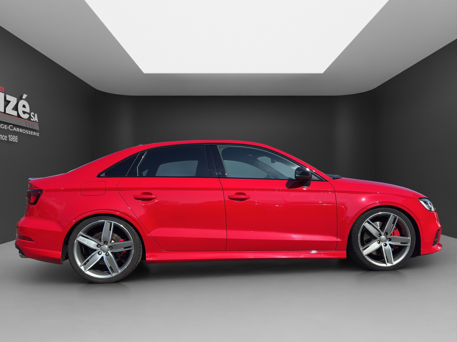 AUDI S3 Limousine 2.0 TFSI quattro S-tronic-image-7