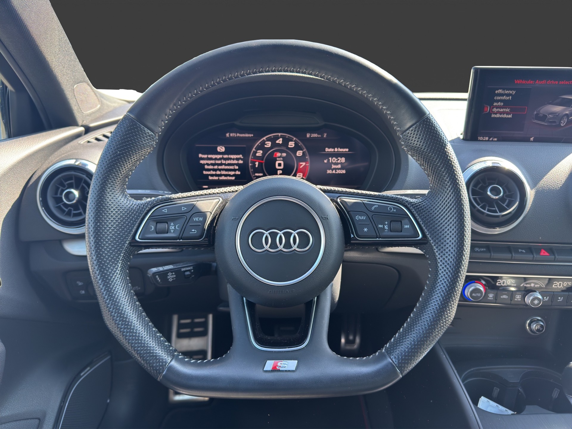 AUDI S3 Limousine 2.0 TFSI quattro S-tronic-image-10