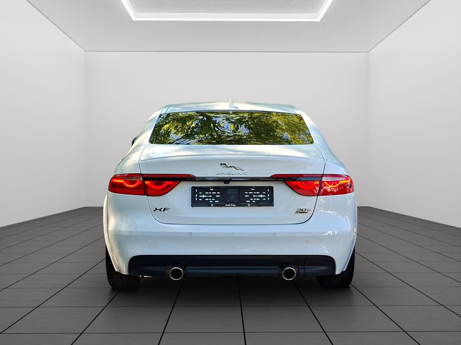 JAGUAR XF 30t R-Sport AWD-image-6