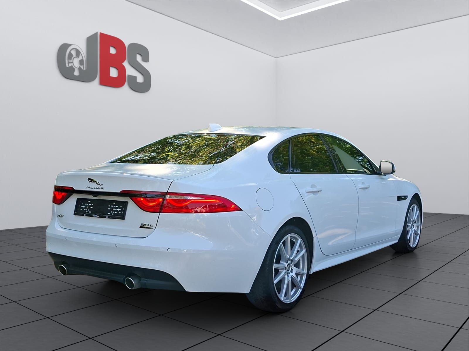 JAGUAR XF 30t R-Sport AWD-image-7
