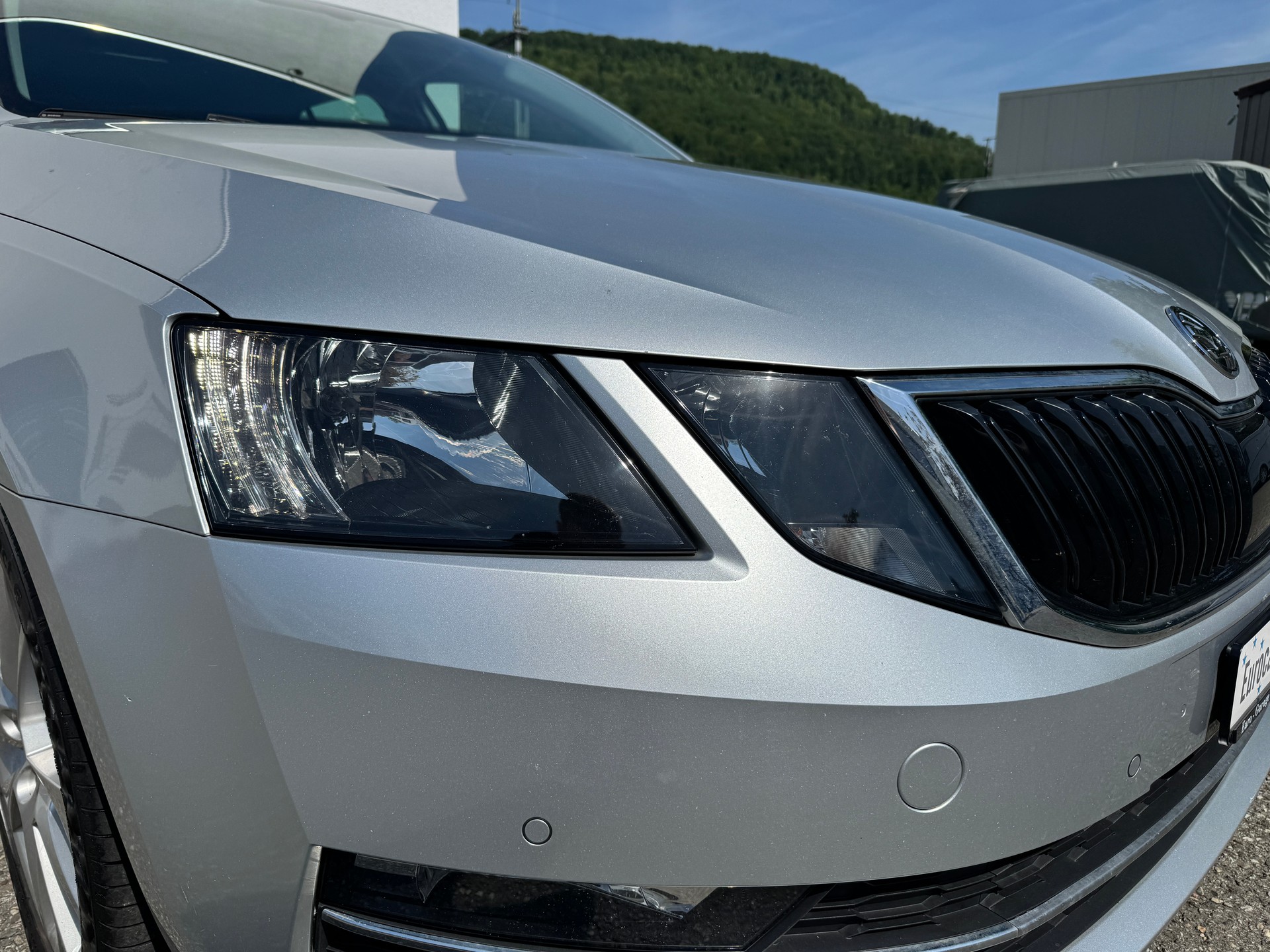 SKODA Octavia Combi 2.0 TDI Ambition 4x4-image-10
