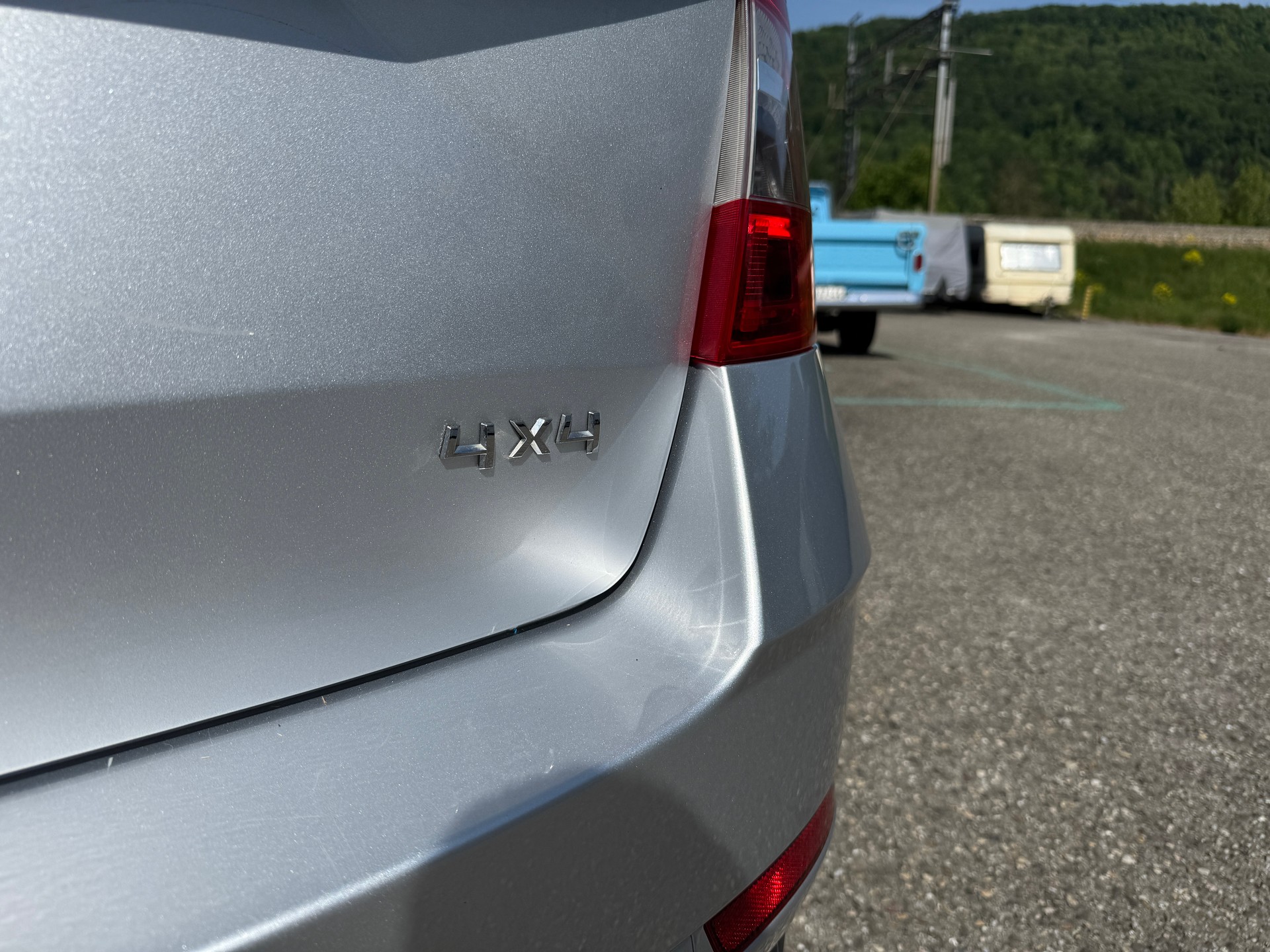 SKODA Octavia Combi 2.0 TDI Ambition 4x4-image-8