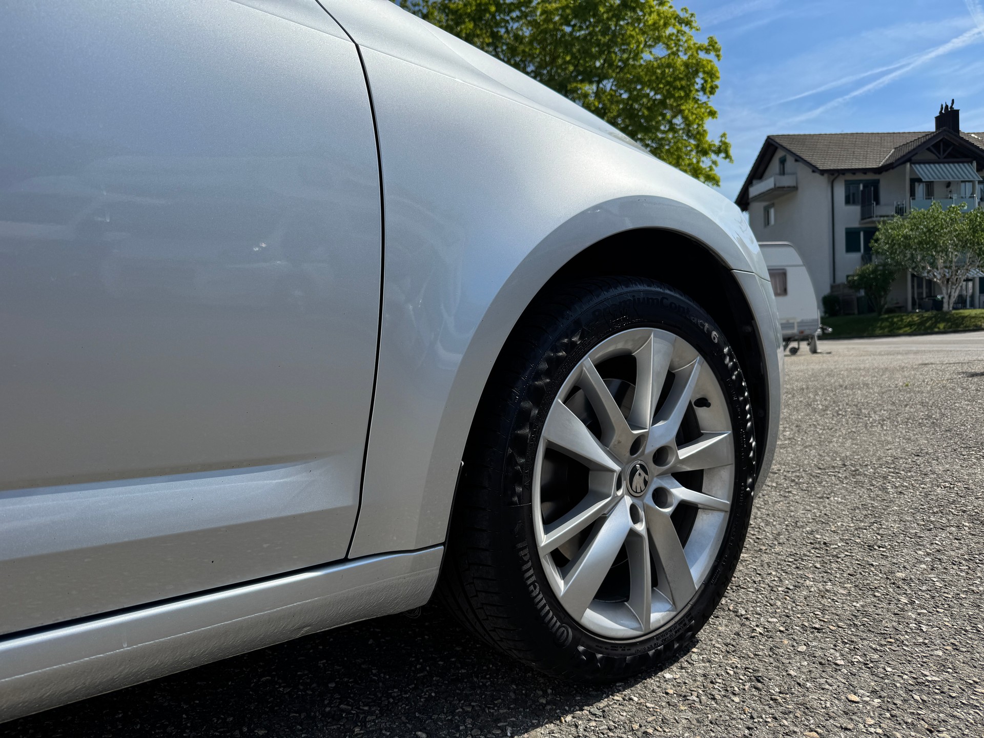 SKODA Octavia Combi 2.0 TDI Ambition 4x4-image-6