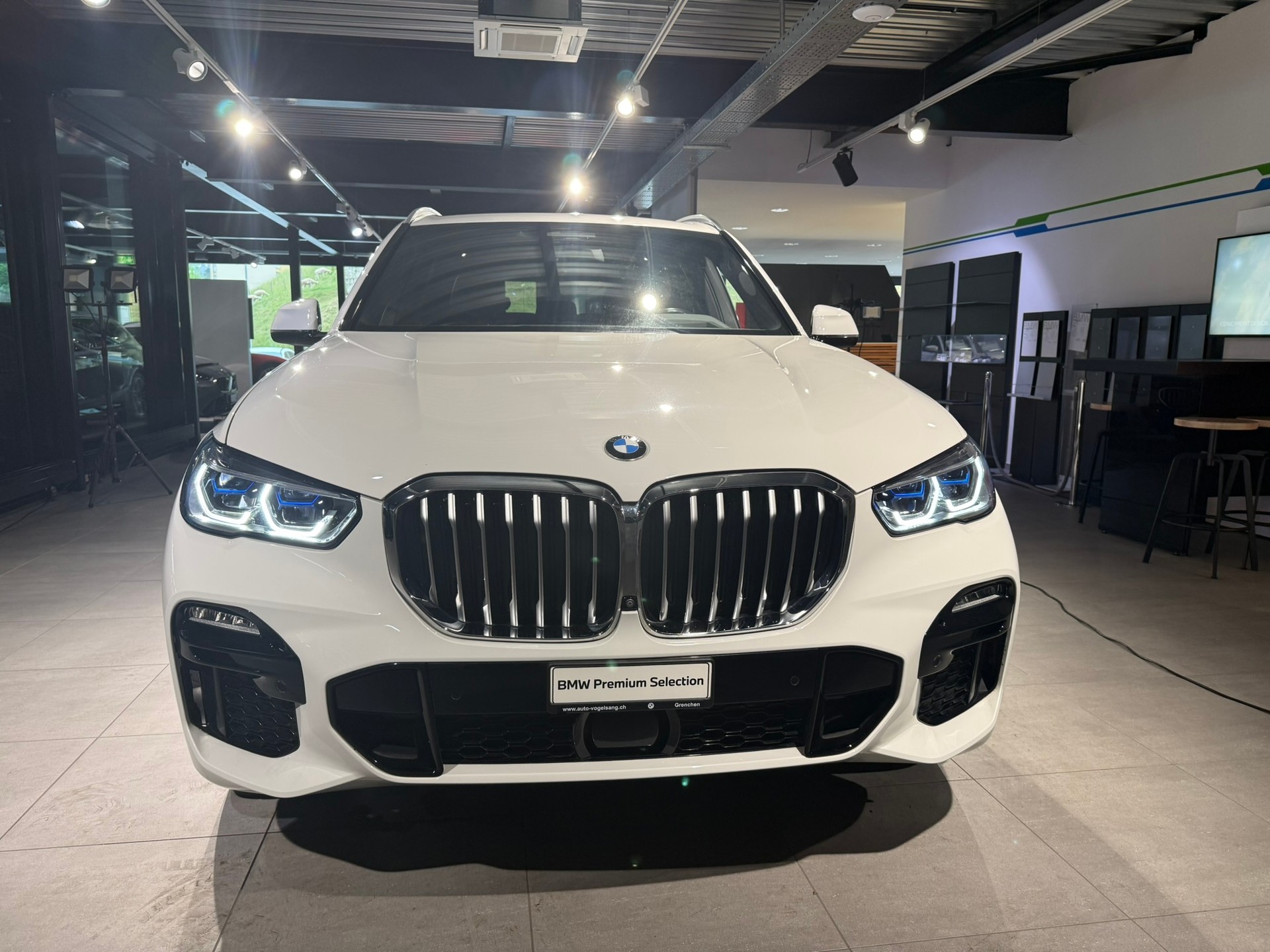 BMW X5 xDrive45e Steptronic-image-1