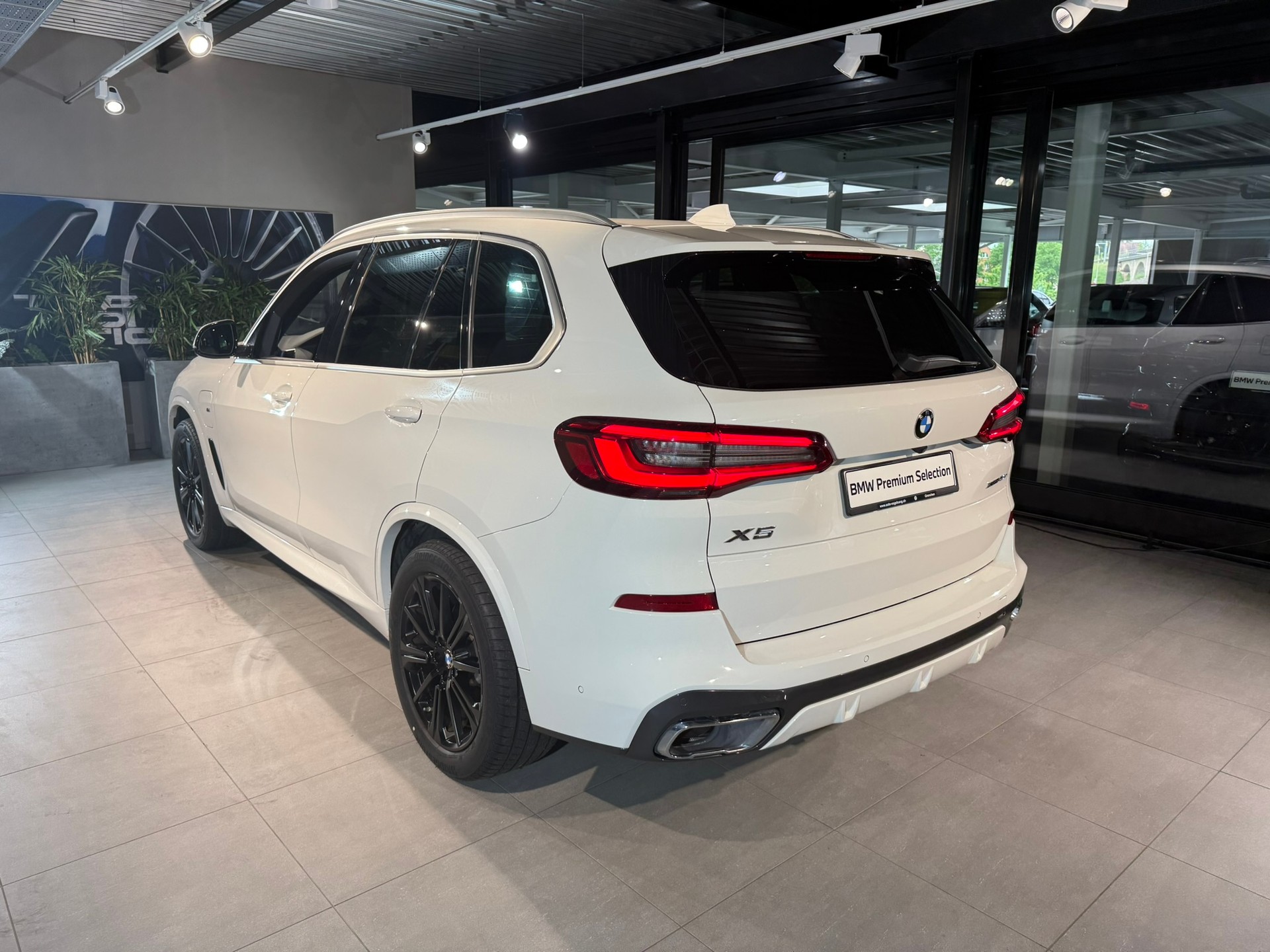 BMW X5 xDrive45e Steptronic-image-3