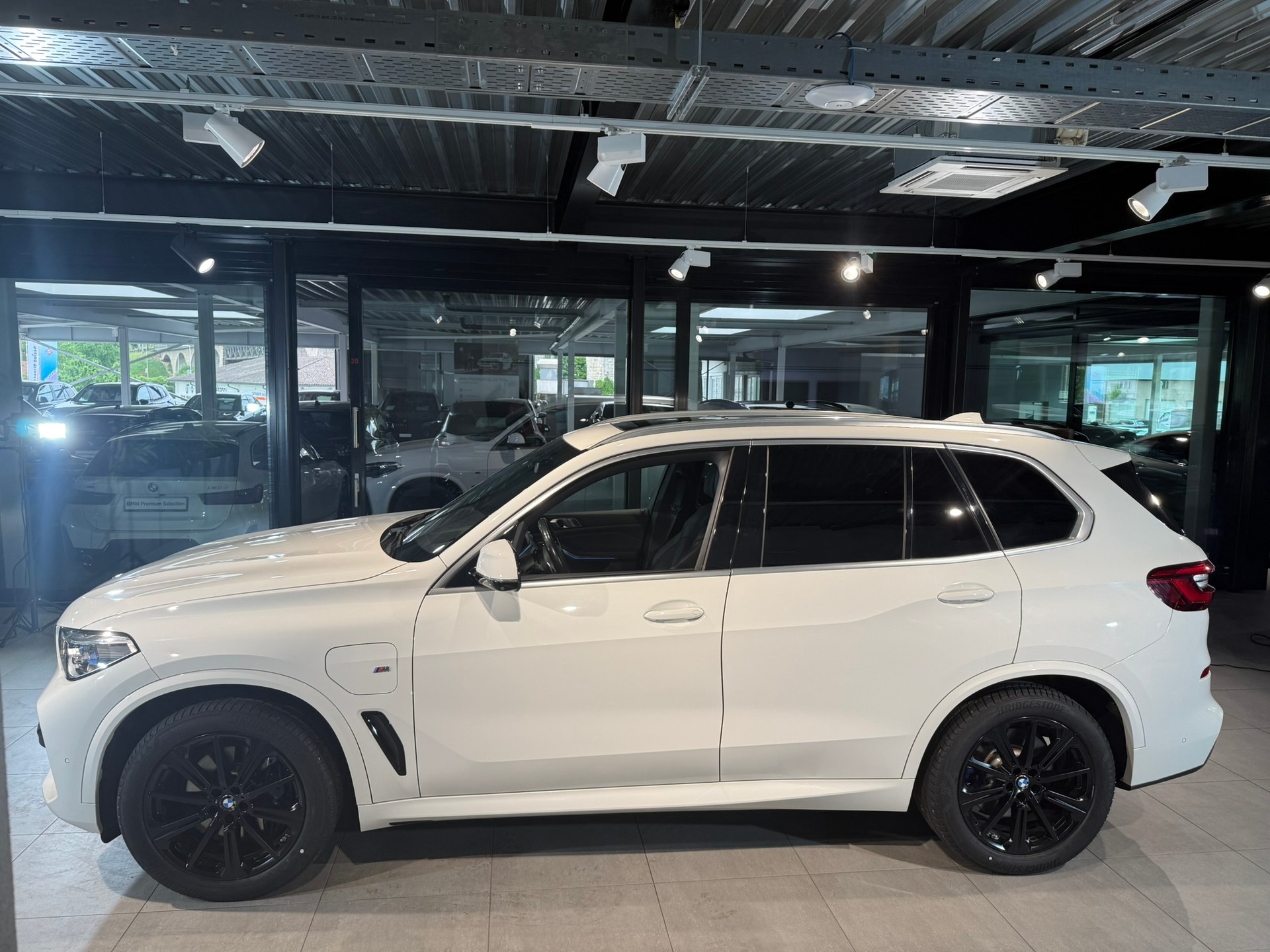 BMW X5 xDrive45e Steptronic-image-2