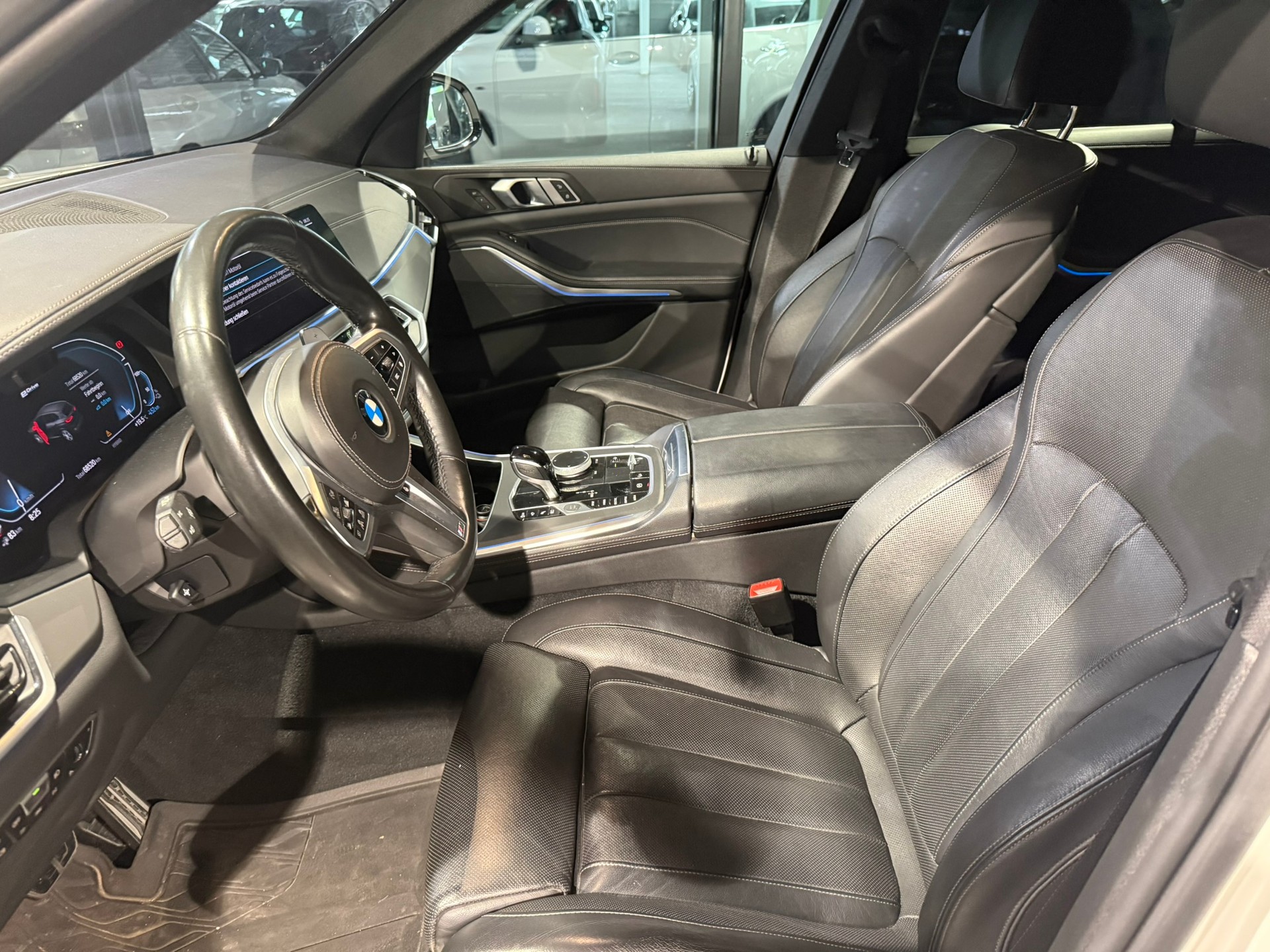 BMW X5 xDrive45e Steptronic-image-15