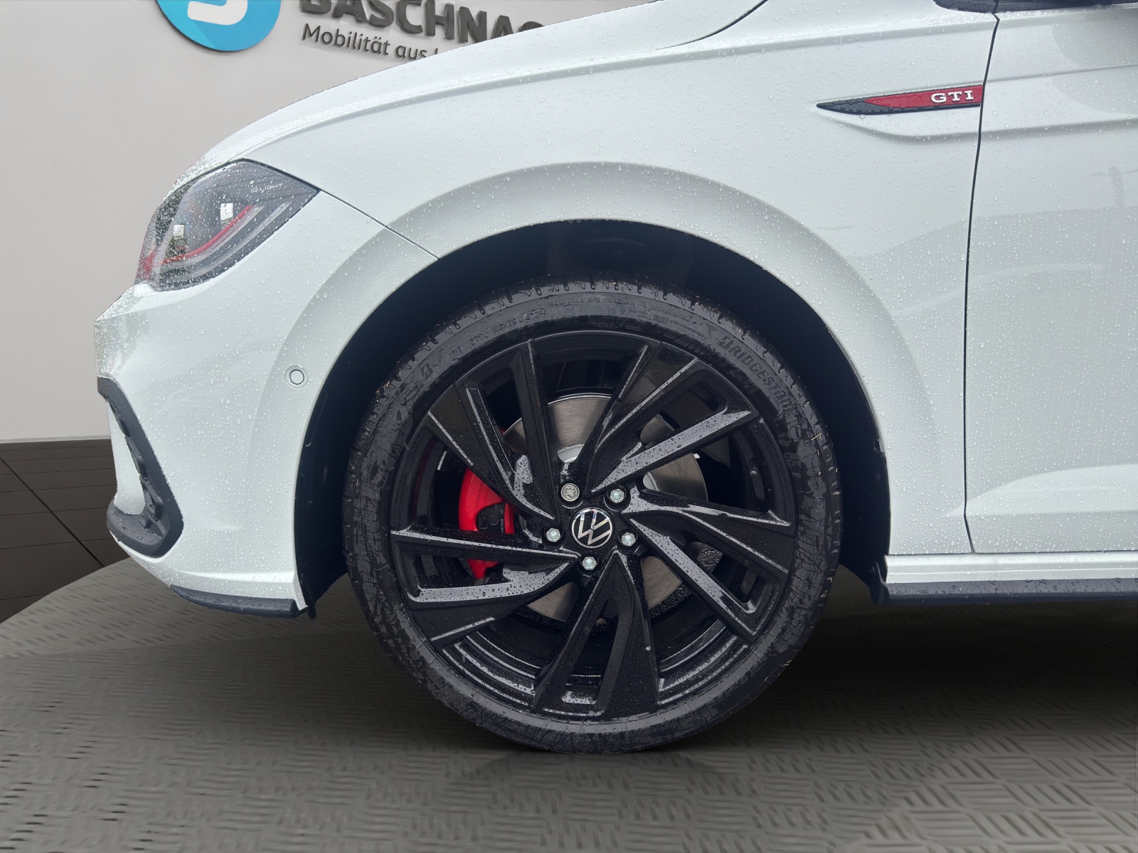 VW Polo 2.0 TSI GTI DSG-image-6