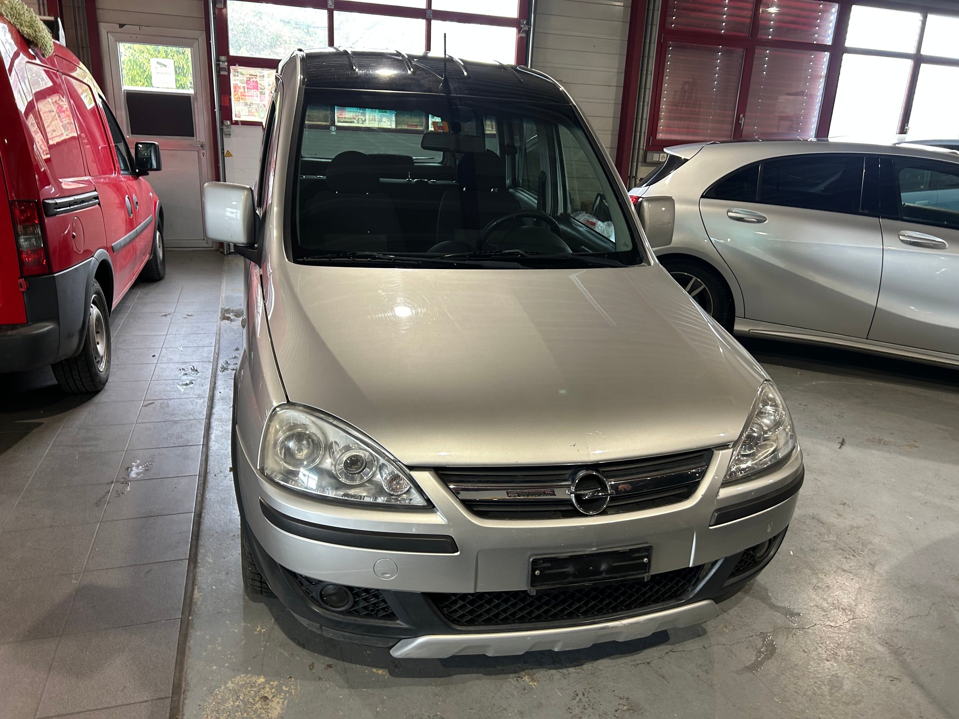 OPEL Combo 1.7 CDTi (Essentia)
