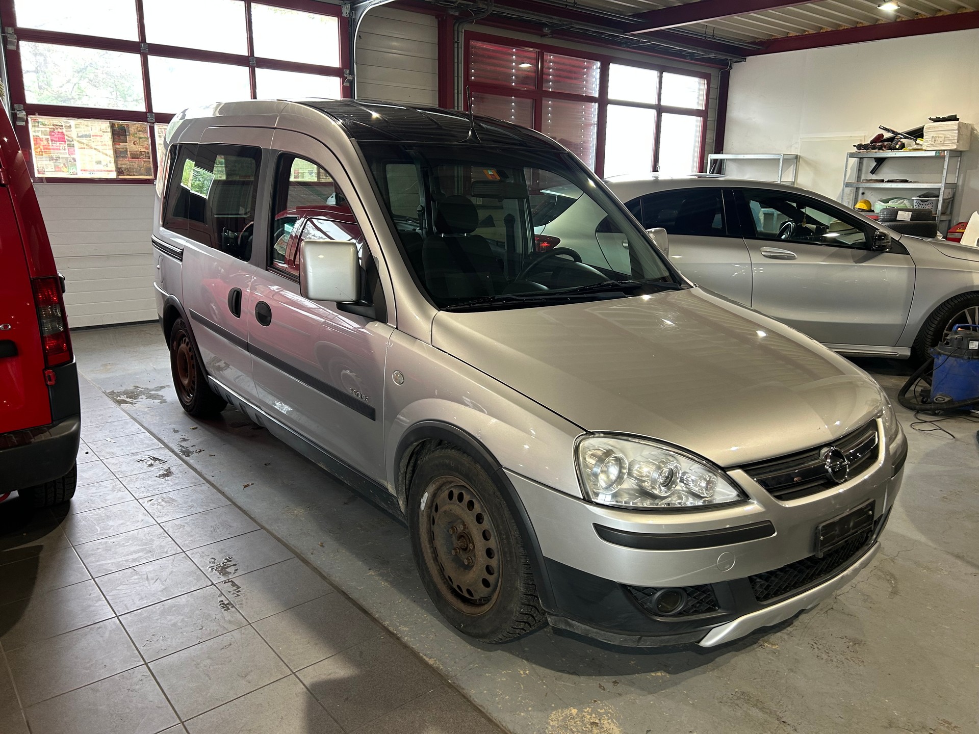 OPEL Combo 1.7 CDTi (Essentia)-image-2
