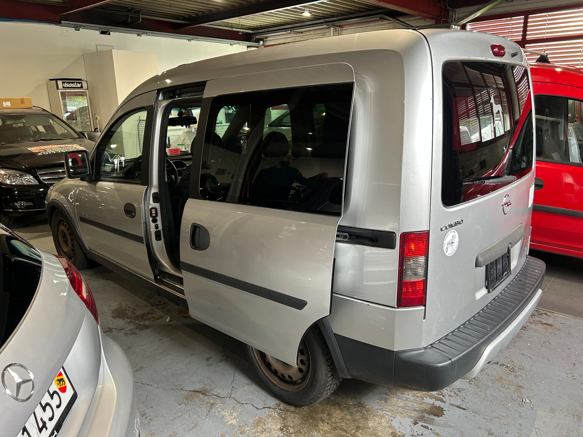 OPEL Combo 1.7 CDTi (Essentia)-image-4
