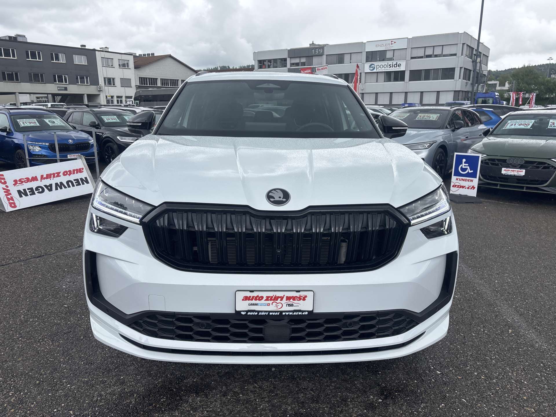 SKODA Kodiaq 2.0 TDi Sportline DSG-Automat-image-13