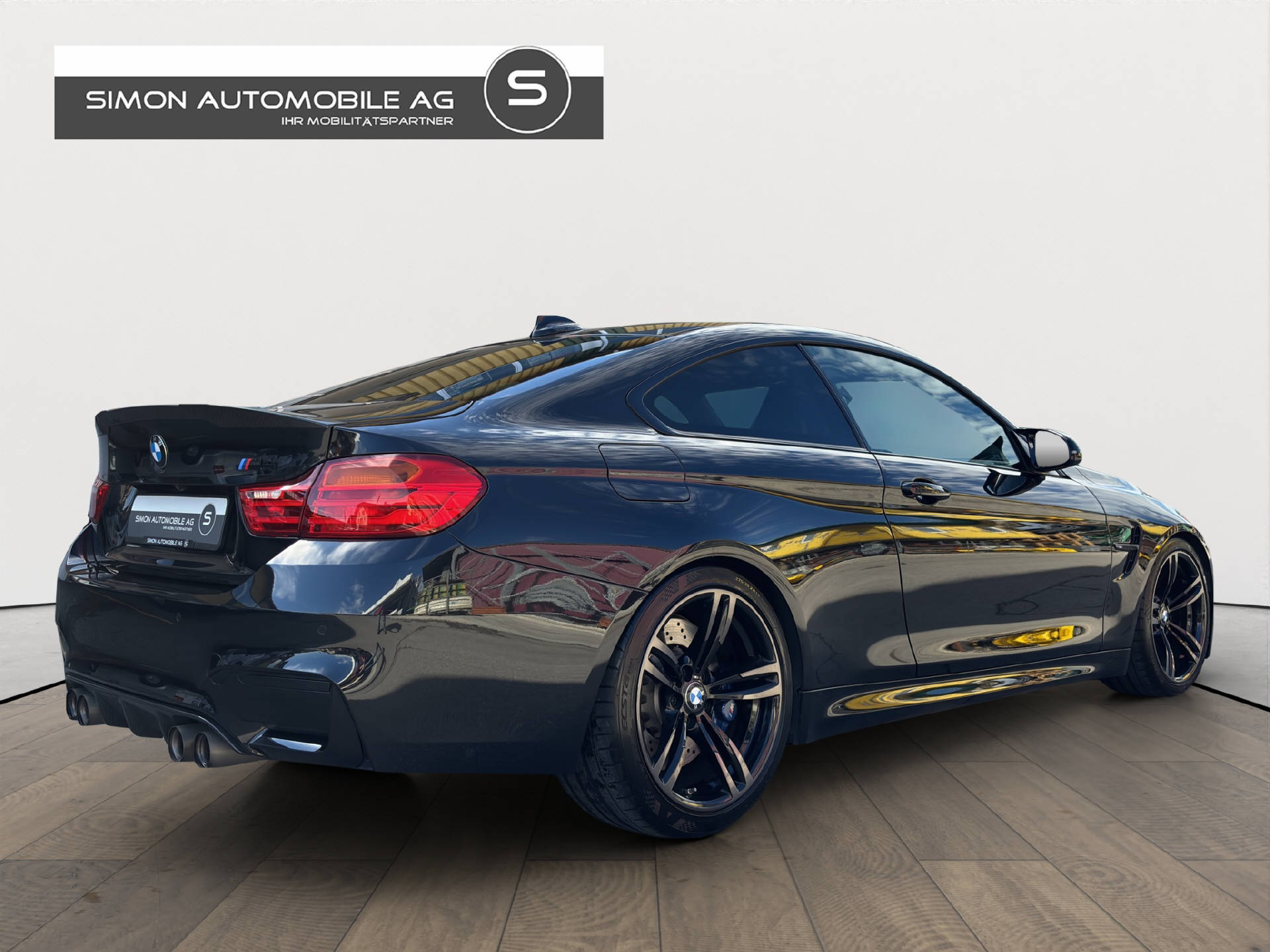 BMW M4 Coupé-image-4