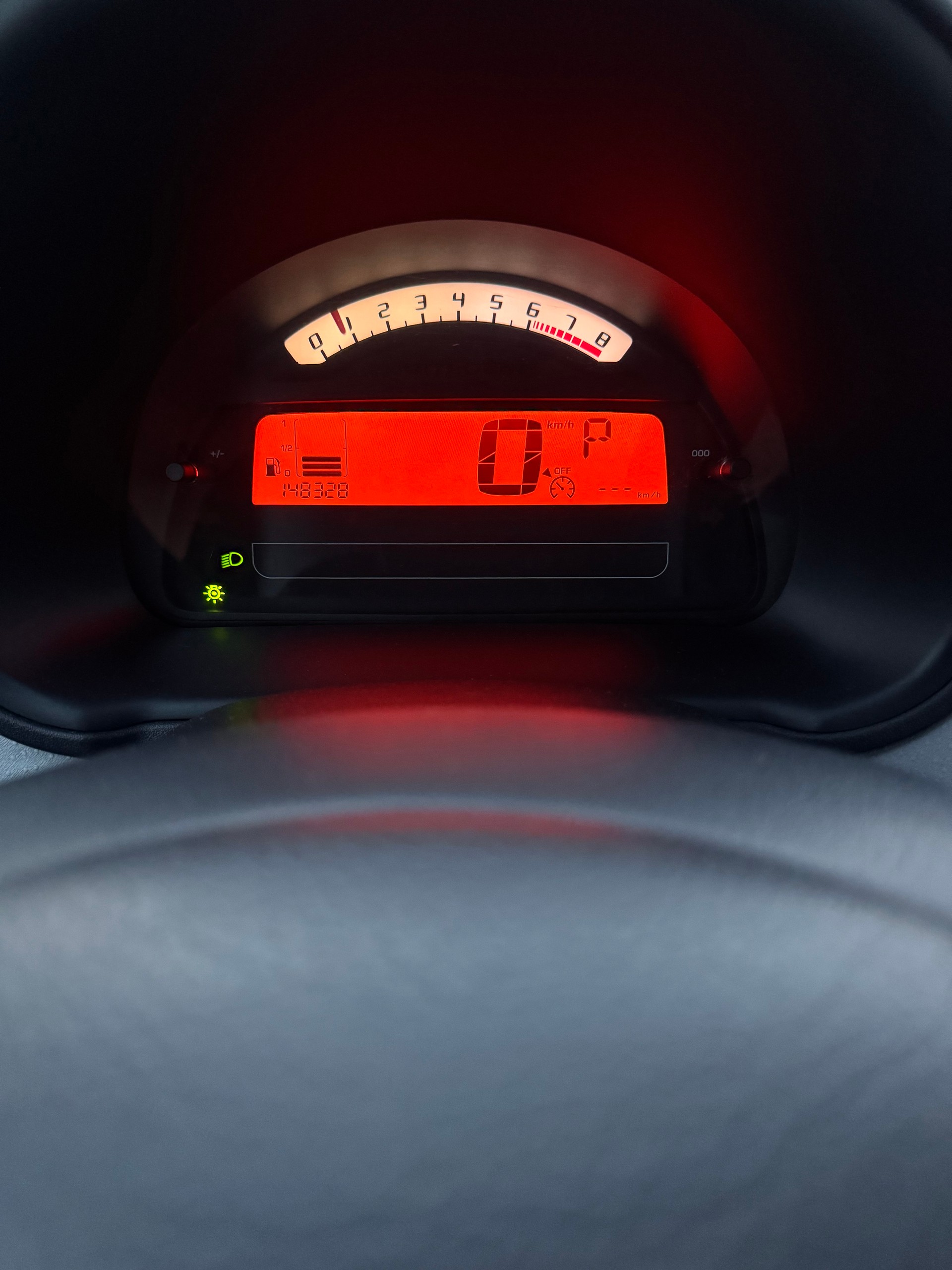 CITROEN C3 1.6i 16V Exclusive-image-8
