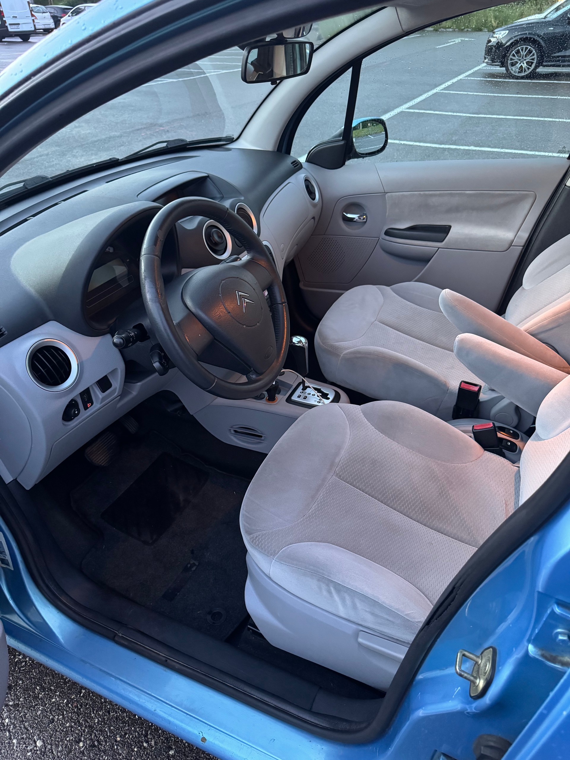 CITROEN C3 1.6i 16V Exclusive-image-9
