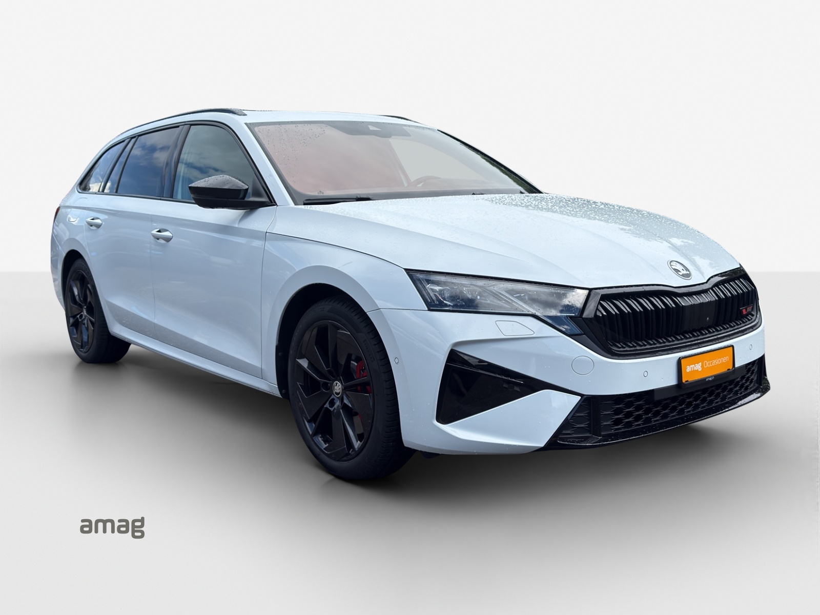 SKODA Octavia Combi 2.0 TSI DSG RS-image-5