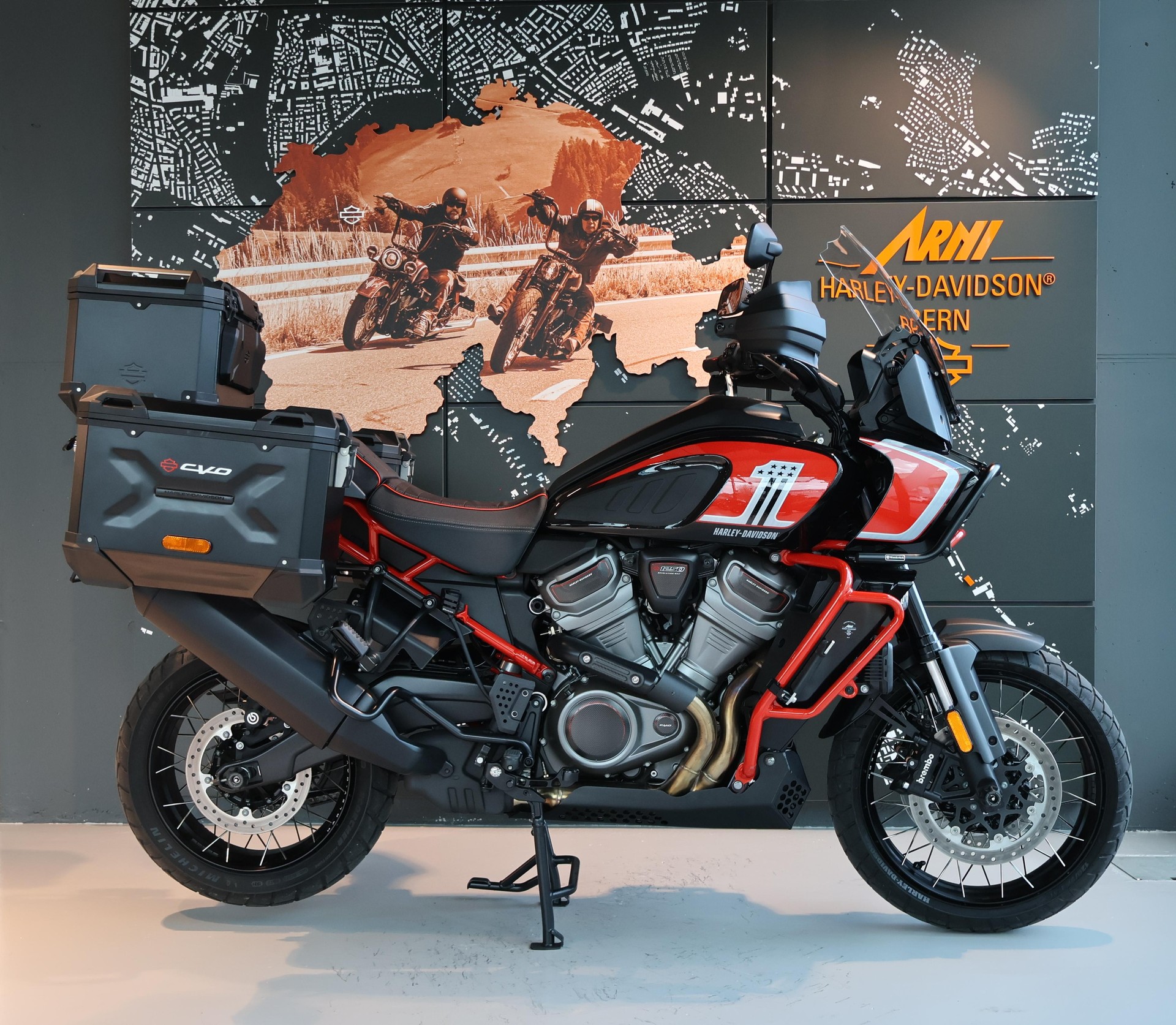 HARLEY-DAVIDSON RA1250SE Pan America 1250 CVO-image-1