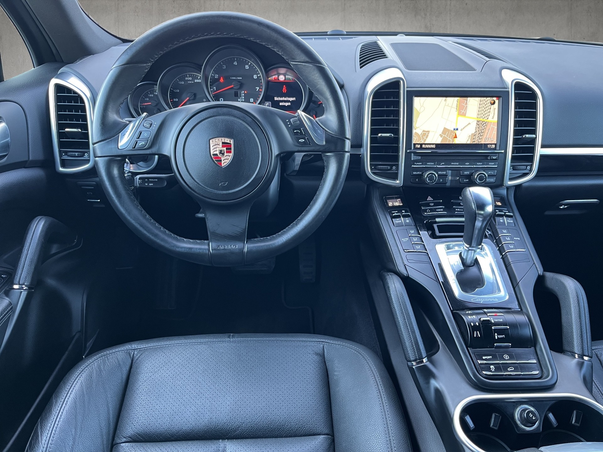 PORSCHE Cayenne Tiptronic-image-15
