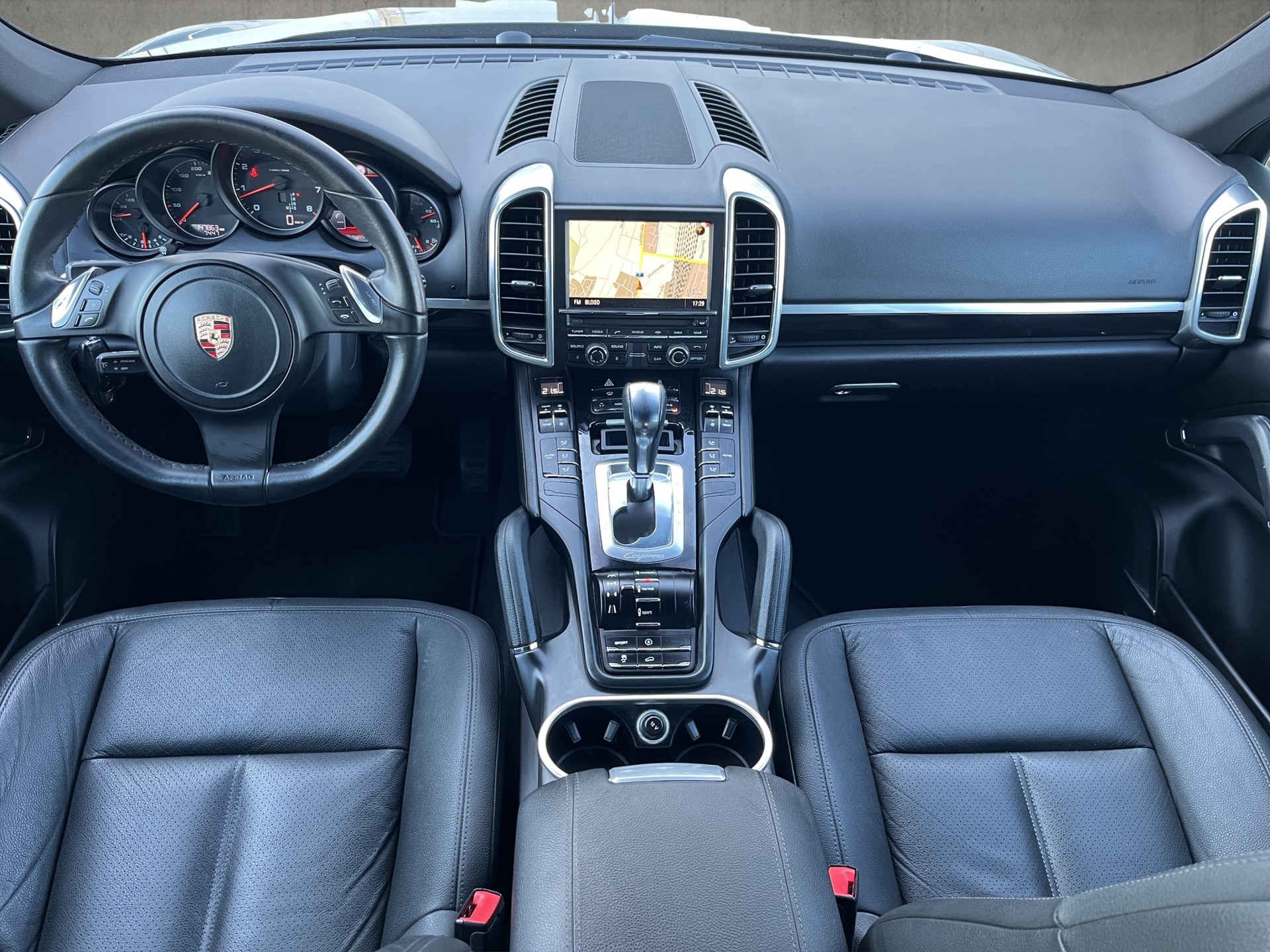 PORSCHE Cayenne Tiptronic-image-11