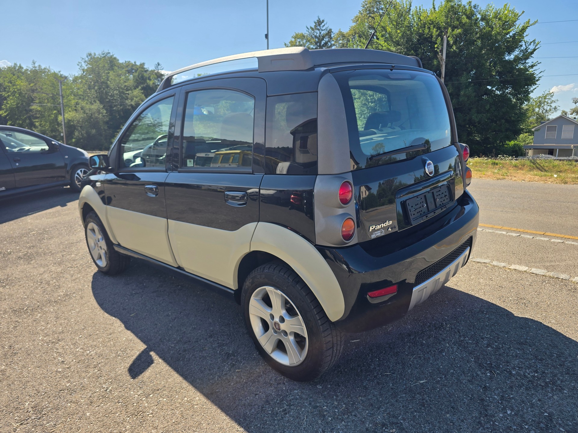 FIAT Panda 1.3 16V JTD Cross 4x4-image-4