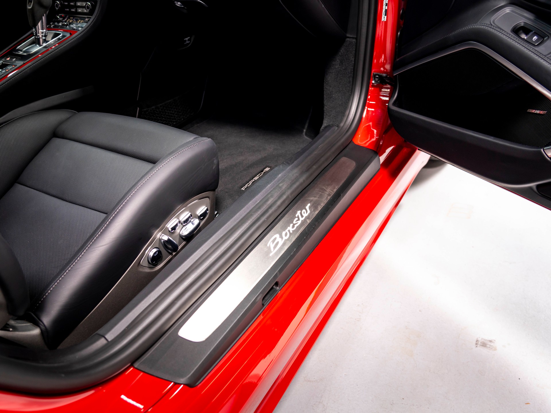 PORSCHE 718 Boxster 2.0 PDK-image-23