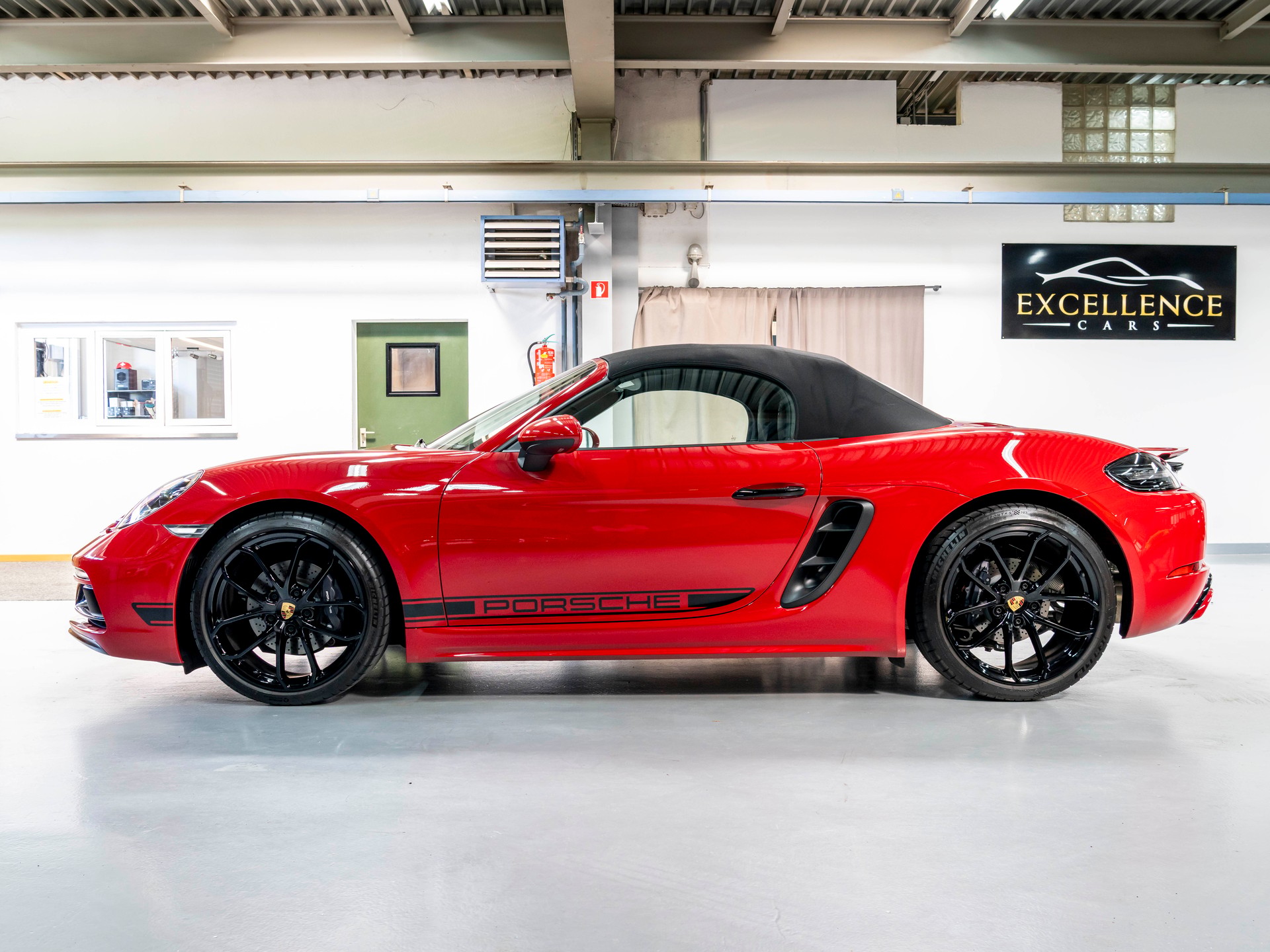 PORSCHE 718 Boxster 2.0 PDK-image-7