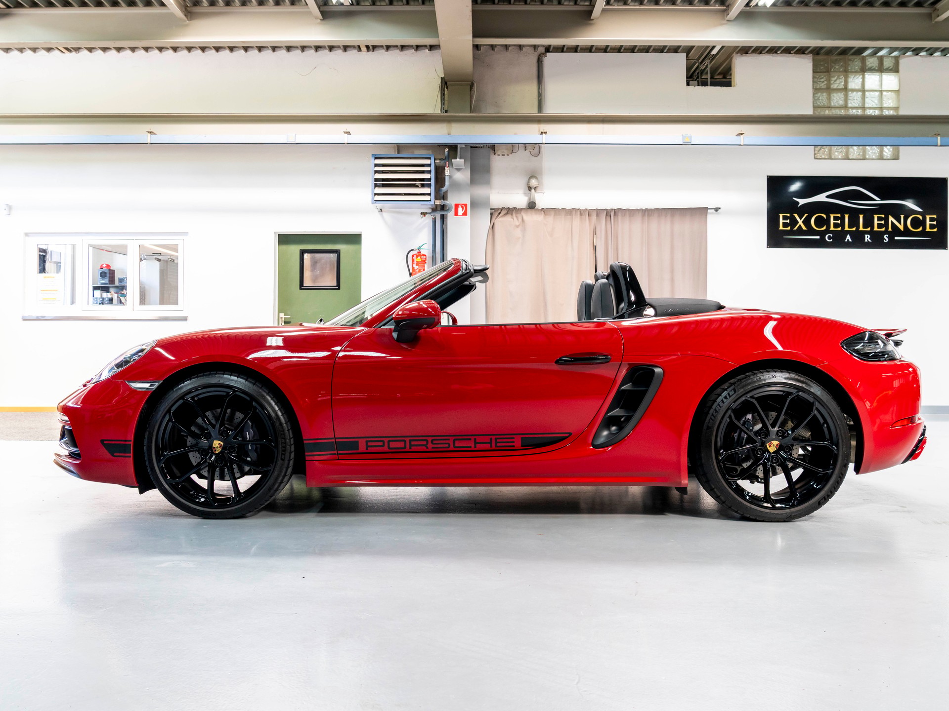 PORSCHE 718 Boxster 2.0 PDK-image-29