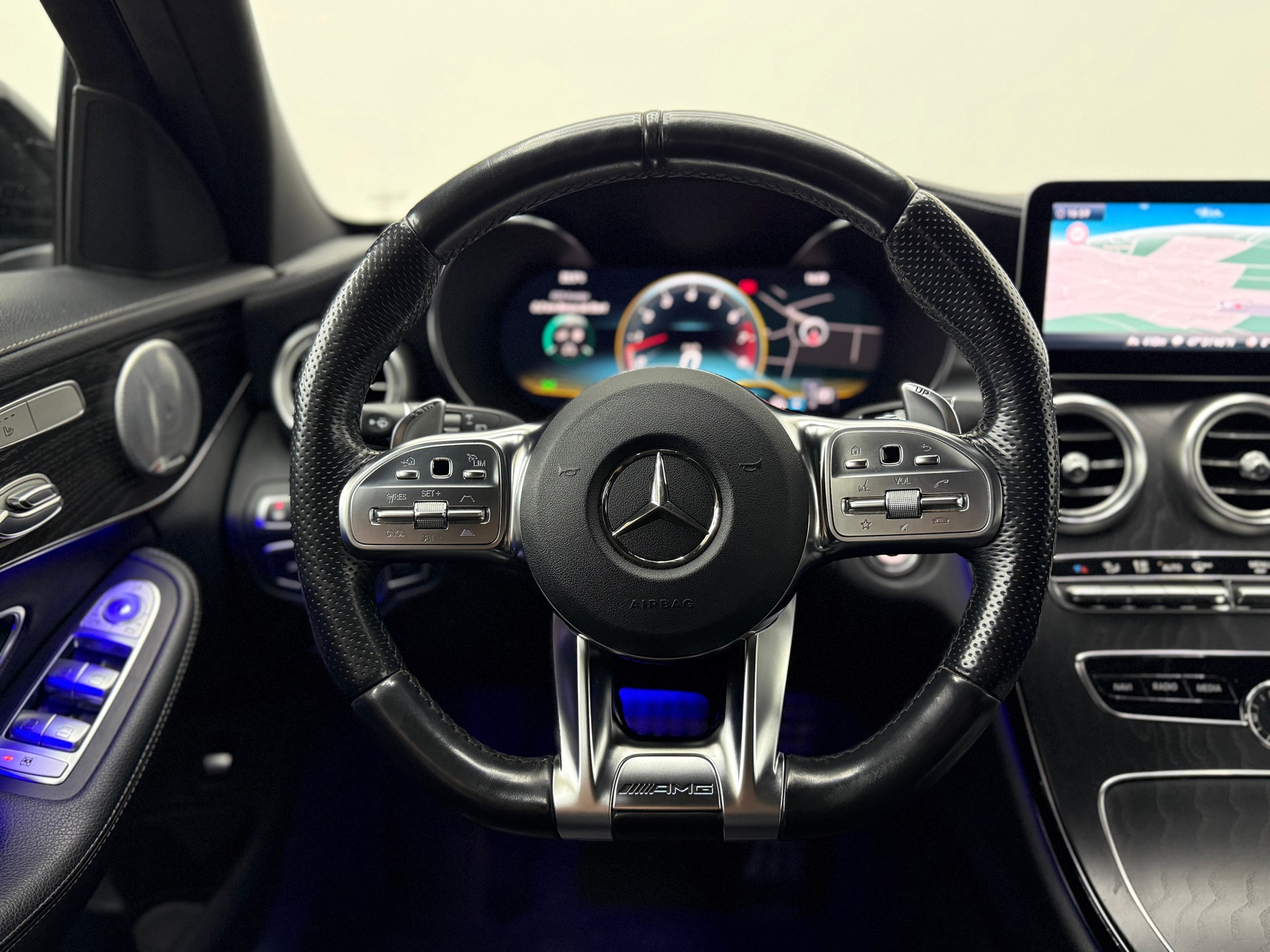 MERCEDES-BENZ C 43 AMG 4Matic 9G-Tronic-image-26