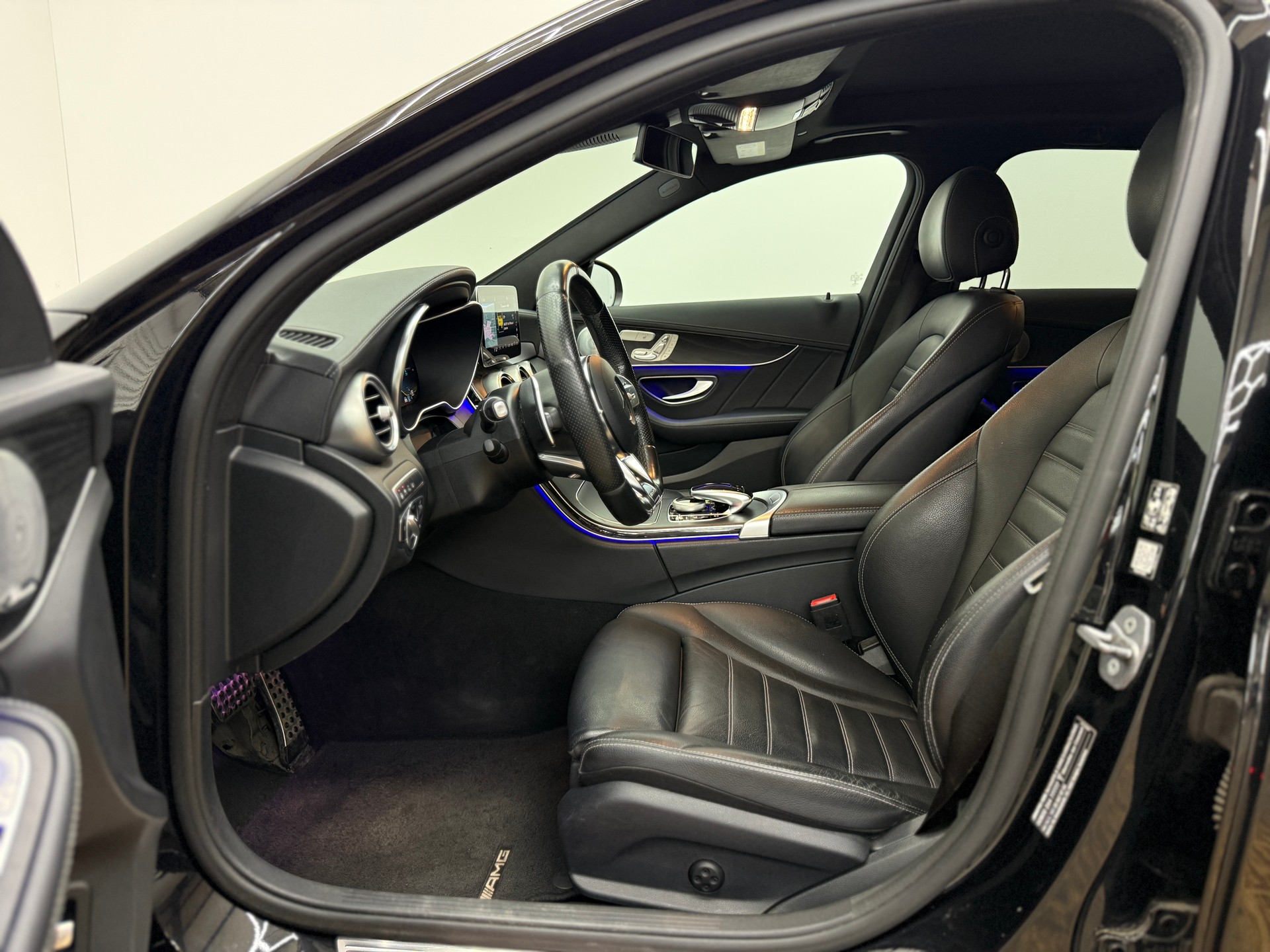 MERCEDES-BENZ C 43 AMG 4Matic 9G-Tronic-image-18