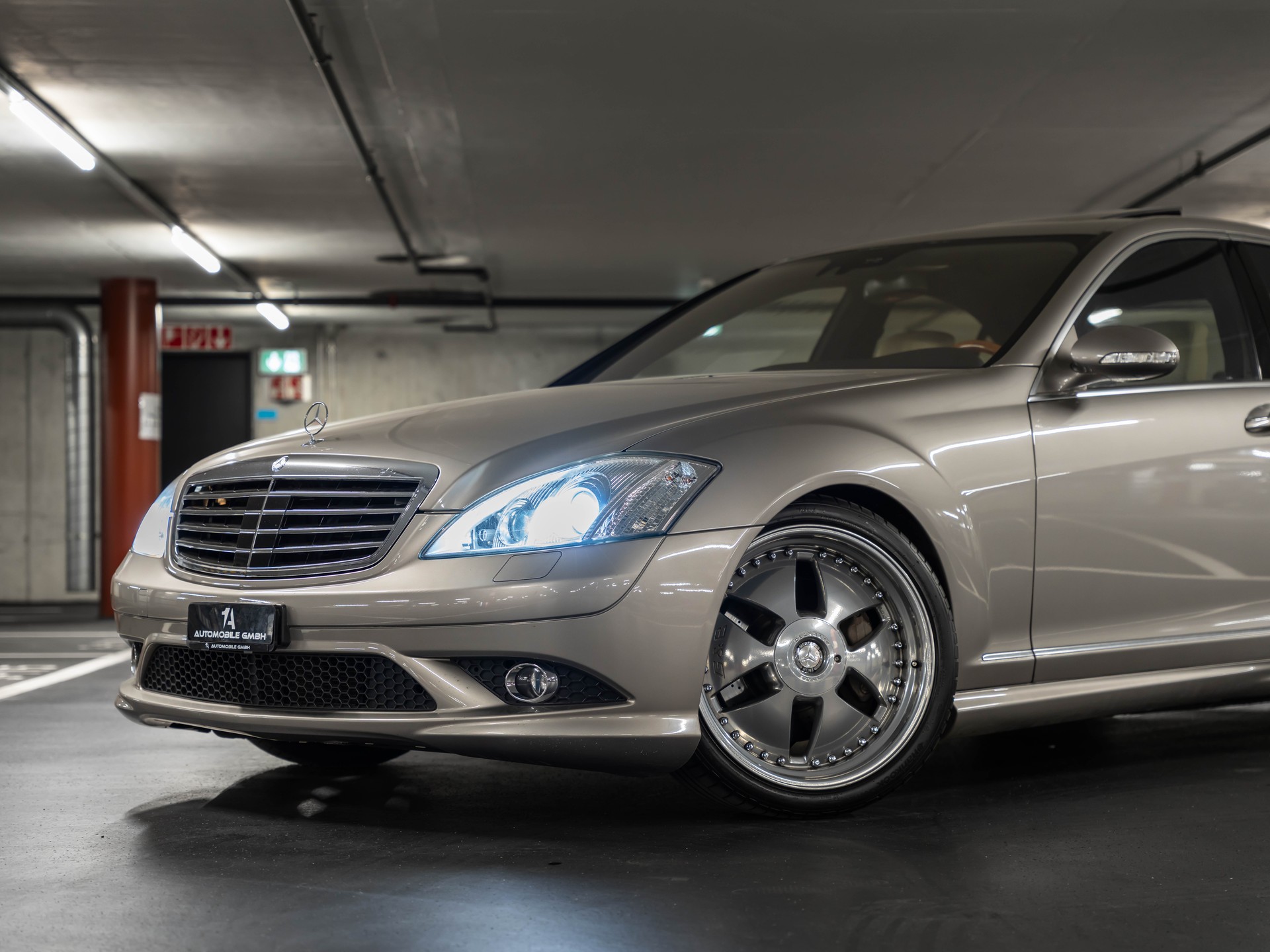 MERCEDES-BENZ S 500 4Matic 7G-Tronic AMG-PAKET-image-1