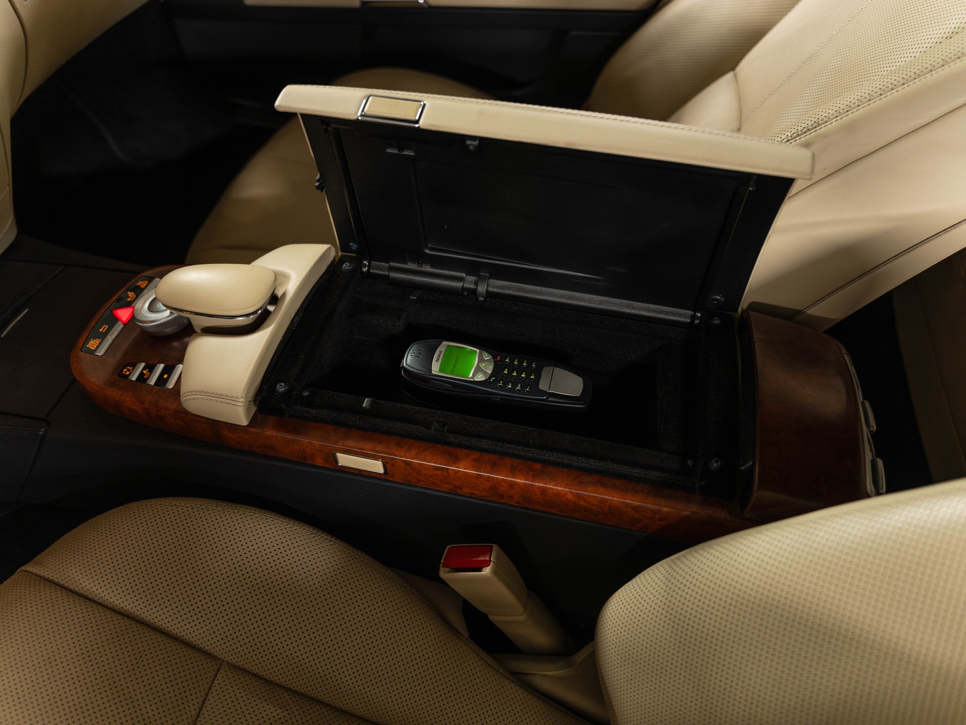MERCEDES-BENZ S 500 4Matic 7G-Tronic AMG-PAKET-image-20