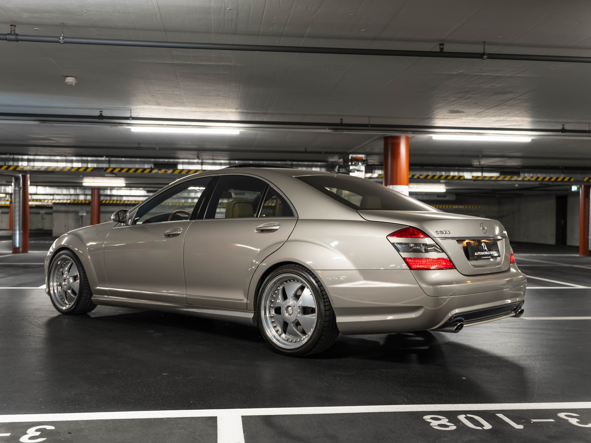 MERCEDES-BENZ S 500 4Matic 7G-Tronic AMG-PAKET-image-7